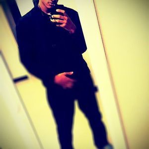 Meet your Posher, Zachary